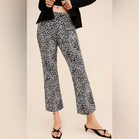 Maeve Anthropologie The Margot Kick Flare Cropped Pants Knit Floral Black - Picture 1 of 16